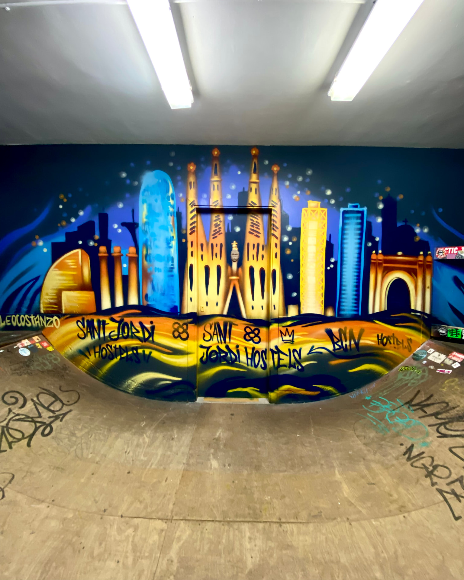 SANT JORDI HOSTEL — Barcelona, Espanha 1